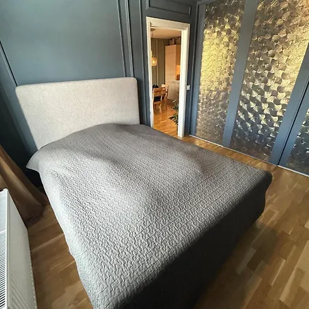 Apartment One Bedroom Close To Centrum *